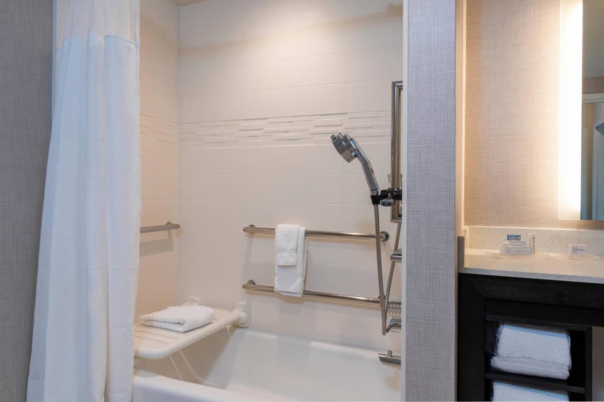 Residence Inn By Marriott Indianapolis South/Greenwood Екстериор снимка